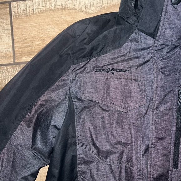 ZeroXposur ski coat with hood - Picture 3 of 8